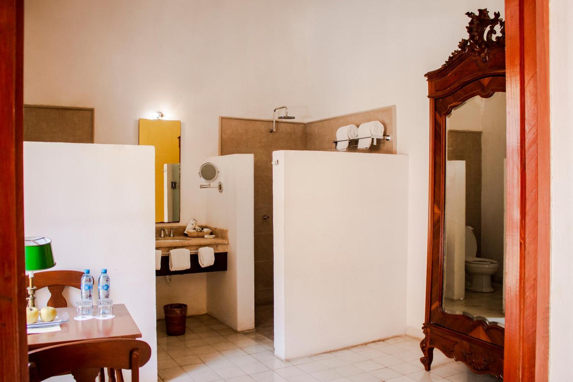 Hotel Boutique Casa Don Gustavo, แคมเปเช ภายนอก รูปภาพ